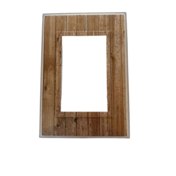 0a11a540-8fb5-4a53-9cc1-452cbf89945e TAPA NORD MADERA (20*)