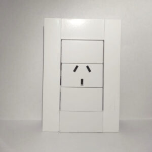 LLAVE ARMADA 1 TOMA L. RECTA CIOCCA PLAST BARI 45