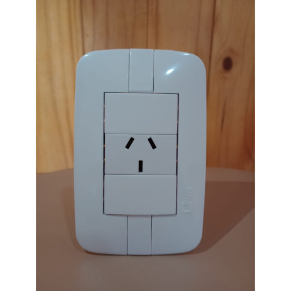 LLAVE ARMADA 1 TOMA CIOCCA PLAS