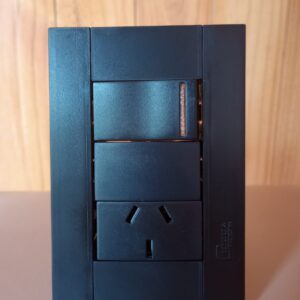 LLAVE ARMADA NEGRA 1 P/ 1 T L. RECTA CIOCCA PLAST BARI