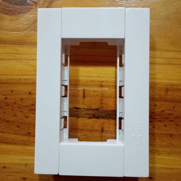 TAPA BASTIDOR BLANCA L/ RECTA CIOCCA PLAS (100*)